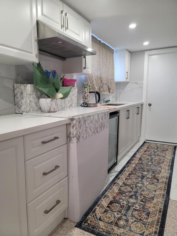 Falstaff Home 토론토 외부 사진